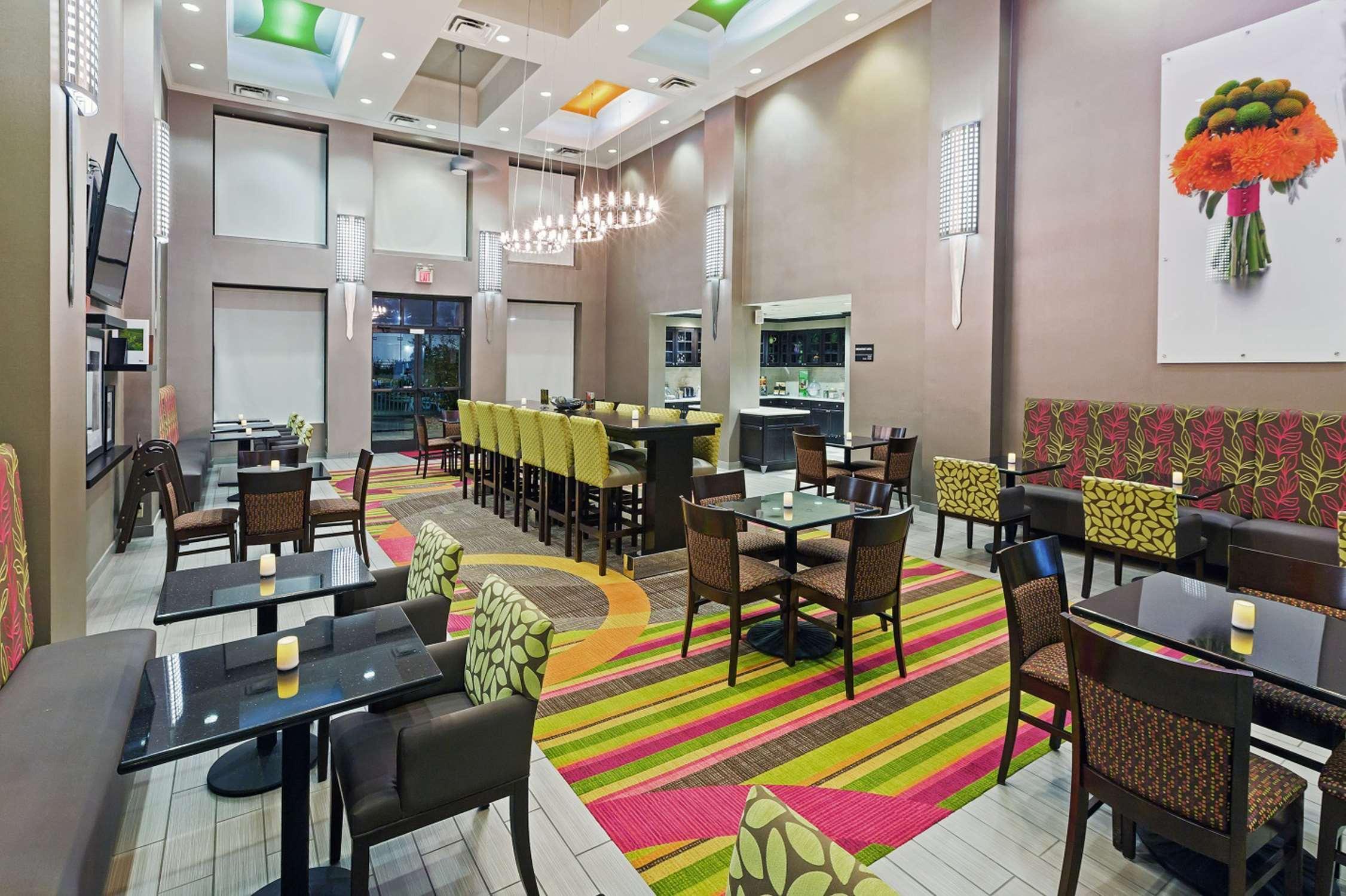 Hampton Inn & Suites Tulsa-Woodland Hills Restaurant foto